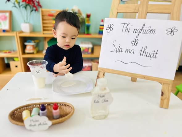 Thí nghiệm " Sữa ma thuật"